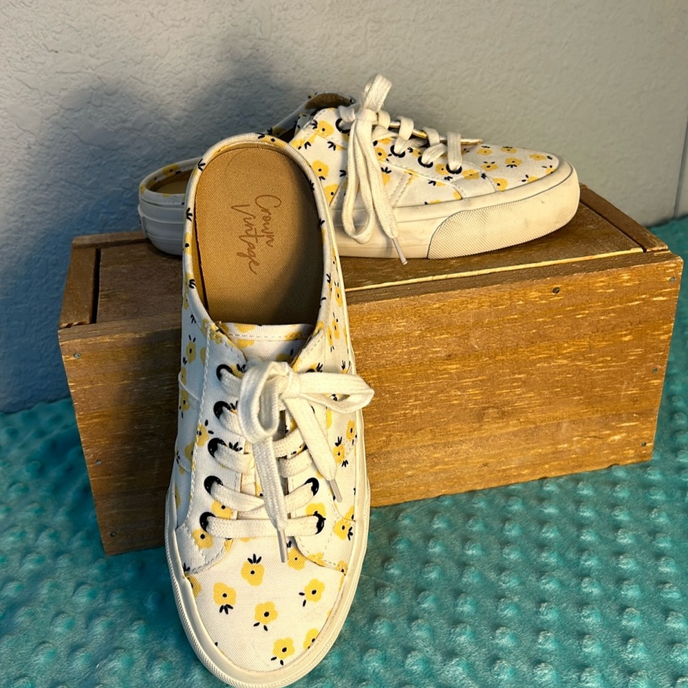 Country Vintage backless sneakers